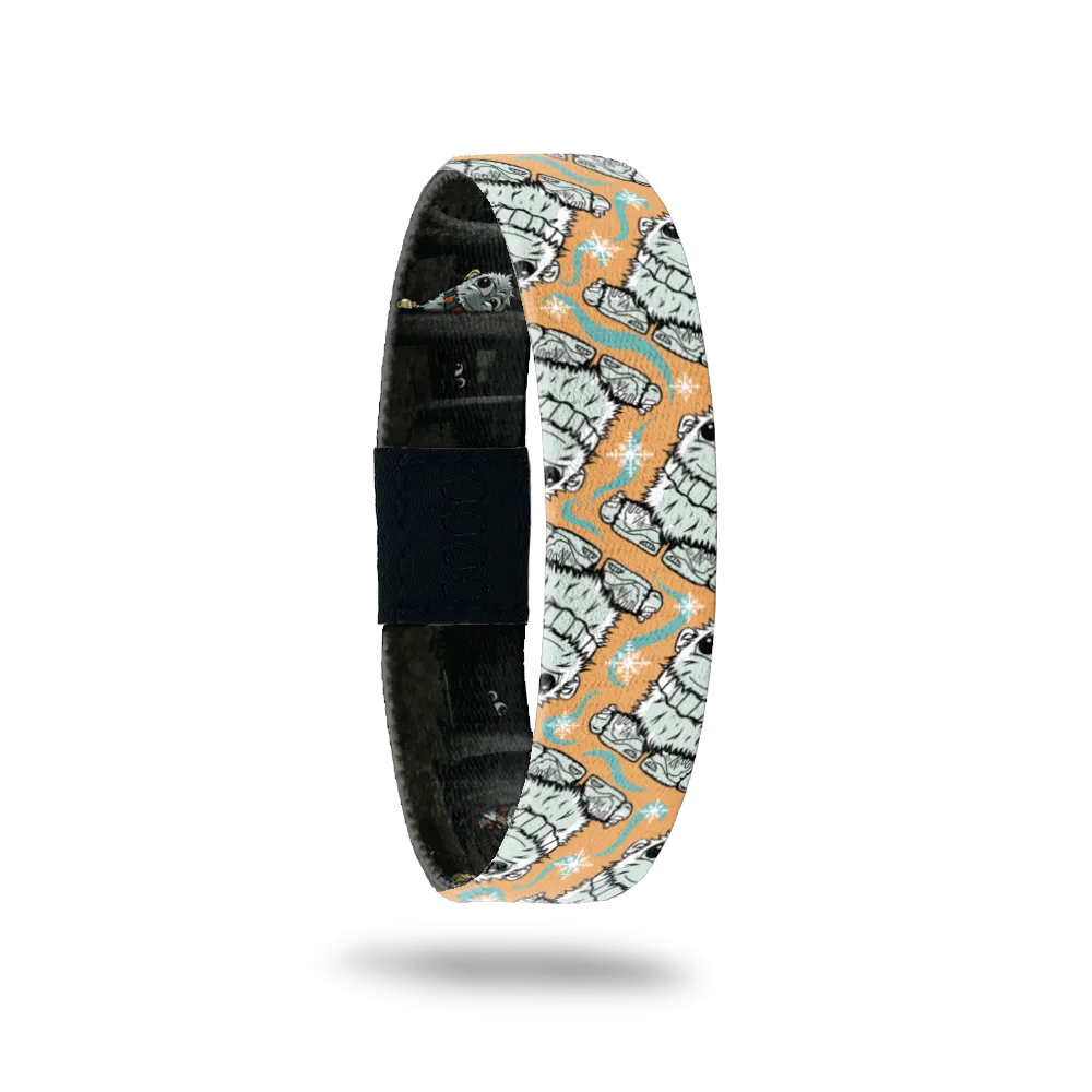 2020 - Day 29 - Mr. Warm Neck Bracelet