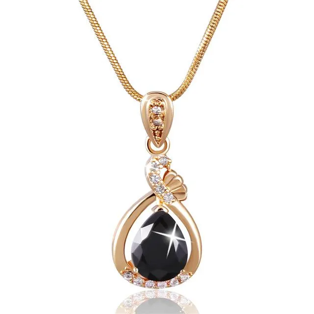 Oval Shaped Water Drop Necklace