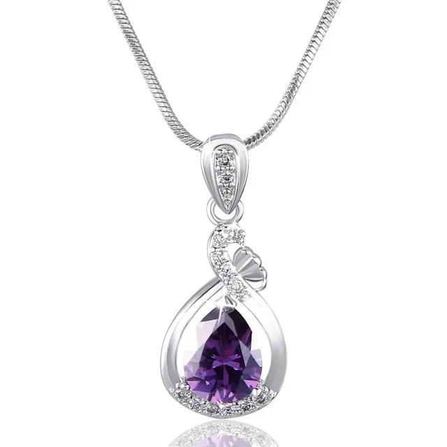 Oval Shaped Water Drop Necklace