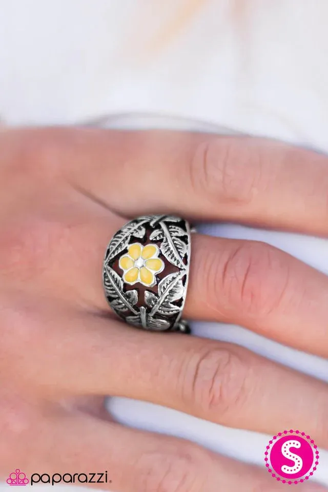 Paparazzi Ring ~ When Jane Met Tarzan - Yellow